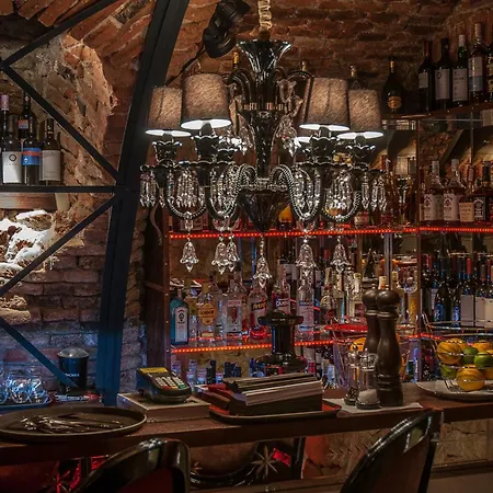 Casa Albert Boutique & Restaurant-3